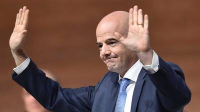Gianni Infantino - FIFA president Gianni Infantino sparks controversy, claiming more World Cups could prevent migrant deaths - abc.net.au - Usa