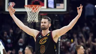 Darius Garland - J.B.Bickerstaff - Kevin Love - Giannis Antetokounmpo - Kevin Love scores 25, Cavs make 19 3s and stun Bucks - foxnews.com - county Bucks - county Cleveland - county Cavalier