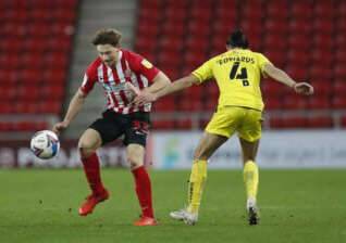 Charlton Athletic - Denver Hume reveals reasoning behind his decision to swap Sunderland for Portsmouth - msn.com
