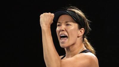 Iga Swiatek - Ash Barty - Pritha Sarkar - Danielle Collin - Collins crushes Swiatek to set up Barty final - channelnewsasia.com - France - Usa - Australia - Poland - county Collin