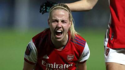 Vivianne Miedema - Emma Hayes - Meadow Park - Maya Le-Tissier - Arsenal 2-1 Brighton: WSL leaders come from behind to go four points clear - bbc.com - Manchester - Netherlands - Birmingham -  Brighton