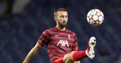 Nat Phillips - David Moyes - West Ham - Kurt Zouma - Craig Dawson - Angelo Ogbonna - ExWHUEmployee drops major West Ham transfer claim that'll leave fans buzzing - opinion - msn.com - Manchester - county Phillips