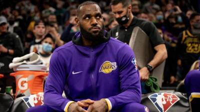 Anthony Davis - Frank Vogel - LeBron James out for Los Angeles Lakers' game vs. Philadelphia 76ers - espn.com -  Brooklyn - Los Angeles -  Los Angeles - Philadelphia -  Charlotte