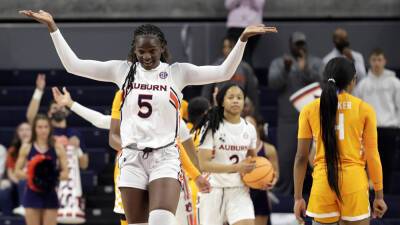 Aicha Coulibaly, Auburn women close strong to stun No. 4 Tennessee - foxnews.com - state Tennessee - state Alabama