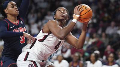 Dawn Staley - Aliyah Boston - Aliyah Boston leads No. 1 South Carolina to win over Ole Miss - foxnews.com - Usa -  Boston - state Tennessee - state Mississippi - state South Carolina