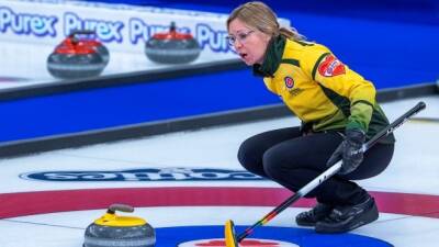 McCarville rink cruises past Carey behind steal of 3 in opening draw of Scotties - cbc.ca - county Crawford