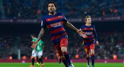 Dani Alves - Los cinco fichajes más ‘random’ del mercado invernal 2021 - 2022 - en.as.com - Madrid - Santander