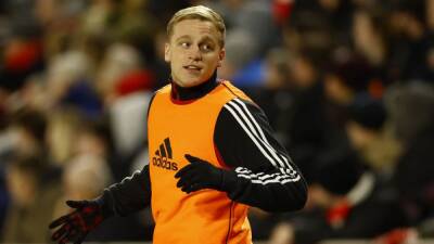 Rafa Benitez - Frank Lampard - Donny Van-De-Beek - Patrick Vieira - Fabrizio Romano - El United - Van de Beek, escapatoria doble - en.as.com