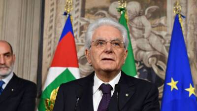 Silvio Berlusconi - Fin al sueño de Berlusconi; Mattarella, reelegido presidente de Italia - en.as.com