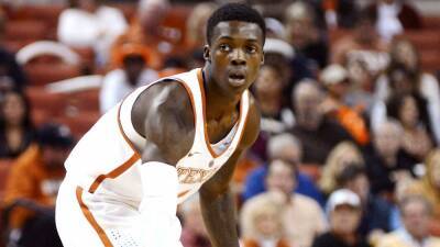 Texas' Andrew Jones, who underwent treatment for leukemia, donating portion of NIL money to cancer research - espn.com - state Texas - county Andrew