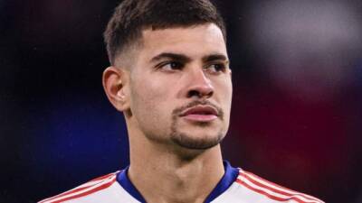 Eddie Howe - Kieran Trippier - Bruno Guimaraes - Newcastle set to sign midfielder Bruno Guimaraes from Lyon - bbc.com - Brazil - Saudi Arabia -  Newcastle - county Lyon