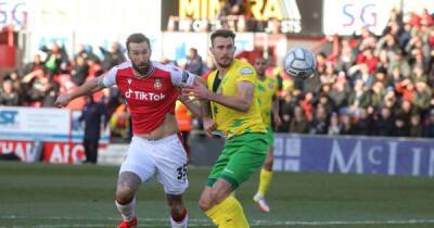 Rob Macelhenney - Paul Mullin - Phil Parkinson - Wrexham 1-1 Maidenhead: Dragons unlucky not to win despite early Mullin red card - msn.com - Jordan