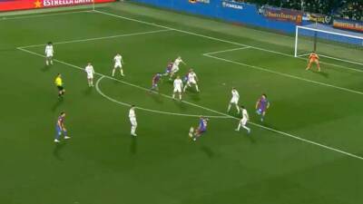 El golazo del mini Clásico lleva su nombre: costó 7M€ en 2019 y ahora vive su mejor momento en el Barça B - en.as.com - Argentina - Madrid