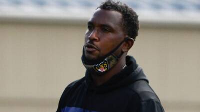 Wisconsin Badgers hire Baltimore Ravens assistant Bobby Engram to be offensive coordinator, source says - espn.com -  Chicago - state Wisconsin -  Kansas City -  Seattle -  Baltimore