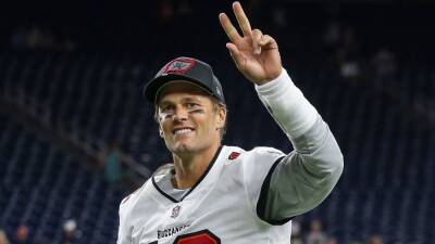 Tom Brady - Tom Brady retiring after 22 seasons, seven Super Bowl wins with New England Patriots, Tampa Bay Buccaneers, sources say - espn.com - Los Angeles
