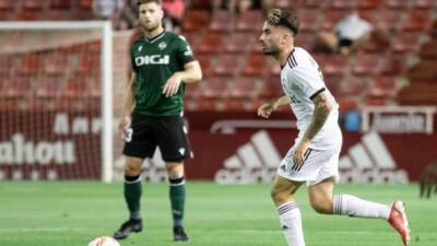 Carlos Belmonte - Preocupación en el Albacete por la lesión de Fran Álvarez - en.as.com