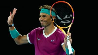 Rafael Nadal wins record-setting Australian Open title in dramatic fashion