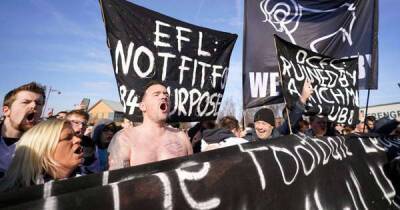 Wayne Rooney - Newcastle United - Mike Ashley - Derby fans march in their thousands as Birmingham show support amid extinction fears - msn.com - Britain - Birmingham