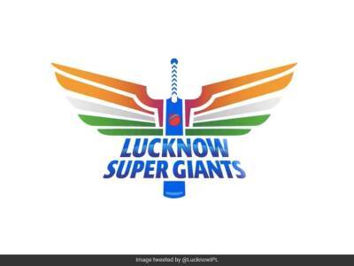 Marcus Stoinis - Ravi Bishnoi - Andy Flower - Indian Premier League 2022: Lucknow Super Giants Unveils Team Logo - sports.ndtv.com - India