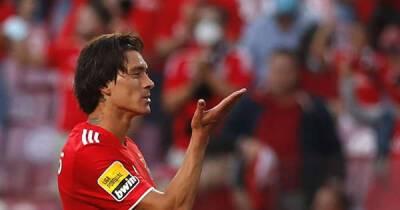 David Moyes - Darwin Núñez - Jorge Jesus - Offer made: Sky Sports drop big West Ham update on striker tipped to be ‘the best in the world’ - msn.com - Portugal - Venezuela - Jamaica - Uruguay