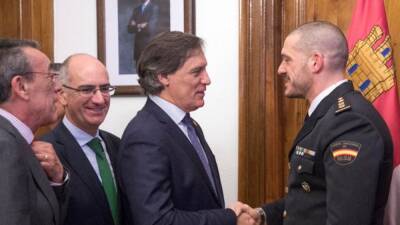 El nuevo jefe de los GEO era un agente que ganó el bote de 'Pasapalabra' - en.as.com - Gibraltar