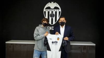 Carlos Soler - Bryan Gil - Valencia CF | Oficial: Bryan Gil, al Valencia - en.as.com