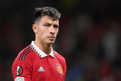 Harry Maguire - Raphael Varane - Lisandro Martínez - Erling Haaland - Man United 'warrior' Martinez faces Haaland test in Manchester derby - news24.com - Manchester - Argentina - Norway -  Amsterdam