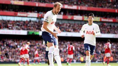 Christian Pulisic - Thierry Henry - Harry Kane - Martin Keown - Aaron Ramsdale - Jermaine Jenas - Harry Kane: Tottenham striker scores 44th goal in a London derby, breaking record set by Thierry Henry - eurosport.com