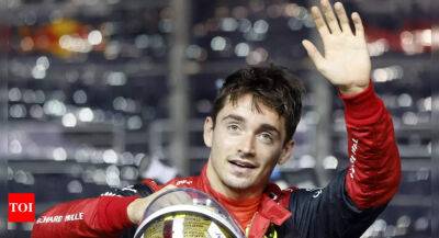 Max Verstappen - Lewis Hamilton - Sergio Perez - Charles Leclerc - F1: Charles Leclerc puts Ferrari on pole in Singapore - timesofindia.indiatimes.com - Monaco - Singapore -  Singapore