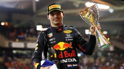 How can Max Verstappen win the Formula 1 championship at the Singapore Grand Prix? How many points does he need?