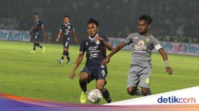 Sho Yamamoto - Persebaya Surabaya - Hasil Liga 1: Persebaya Menang 3-2 atas Arema di Derby Jatim - sport.detik.com - Indonesia -  Santoso