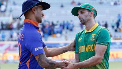 Shikhar Dhawan's Cheeky Remark 'Thanking' Keshav Maharaj For Batting First In Second ODI Leaves Everyone In Splits