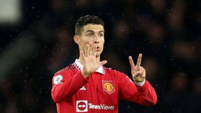 Ronaldo reaches another landmark to fire Man United to win at Everton