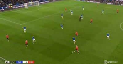 Manchester United showed how much progress they have made in 17-pass move vs Everton