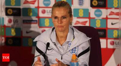 England women head coach Wiegman denies agreeing new deal