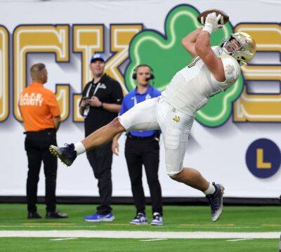 Michael Mayer, Notre Dame hold on in Las Vegas amid second-half BYU surge