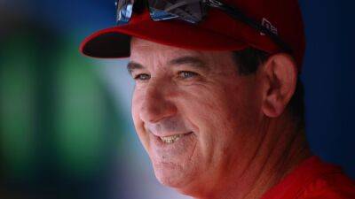 Phillies name Rob Thomson manager with two-year contract