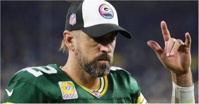 Aaron Rodgers - Aaron Rodgers: Green Bay Packers QB slammed for underwhelming numbers by FOX host - givemesport.com - London - New York