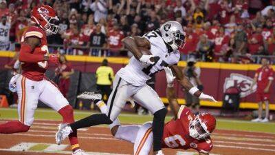 Report: Raiders' Adams could be suspended for shoving photographer - tsn.ca -  Las Vegas -  Kansas City