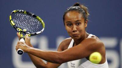 Fernandez bounced in opening round at WTA San Diego Open