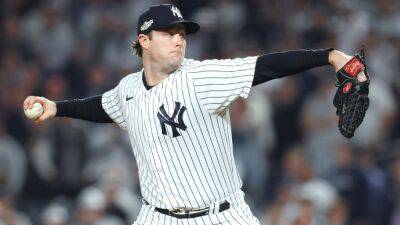 Gerrit Cole - Yankees cruise to Game 1 win after Gerrit Cole escapes jam - espn.com - Usa - New York -  New York - state Oregon - county Bronx