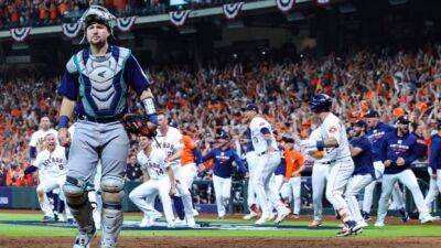 Chris Martin - Cy Young - Alvarez's walk-off homer caps Astros comeback against Mariners in Game 1 of ALDS - cbc.ca - Los Angeles -  Los Angeles -  Seattle -  Houston - county San Diego -  Sandy