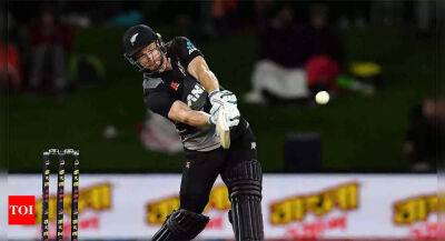 Glenn Phillips shines as New Zealand reach T20 tri-series final