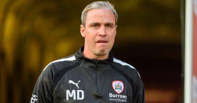 Michael Duff - Kieran Lee - 'Knocking on door' - Barnsley boss Michael Duff handed selection message ahead of Bolton Wanderers - manchestereveningnews.co.uk - county Martin -  Exeter