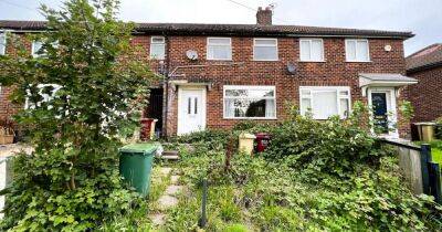 Inside Greater Manchester's cheapest house going to auction for £20,000 with mould-ridden rooms and jungle garden