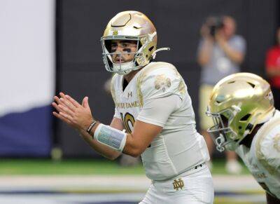 Marcus Freeman - Things We Learned: Offensive development from Notre Dame’s receivers and offensive line accelerates Pyne’s growing confidence - nbcsports.com - Ireland -  Las Vegas