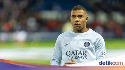 Kylian Mbappe - Christophe Galtier - Paris Saint-Germain - Galtier Heran Rumor Mbappe Muncul Tiba-tiba Jelang Pertandingan - sport.detik.com