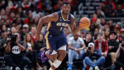 Zion Williamson day-to-day for Pelicans after tweaking ankle