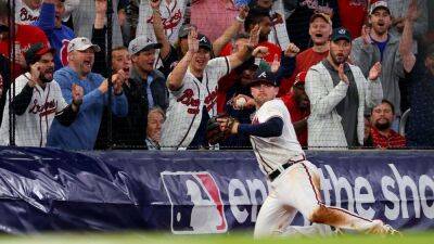 Dansby Swanson, Austin Riley made dueling incredible catches