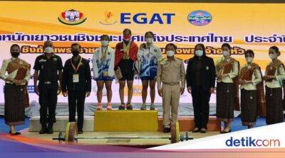 Lifter Muda Siti Zahra Rebut Tiga Emas di Kejuaraan Angkat Besi Thailand